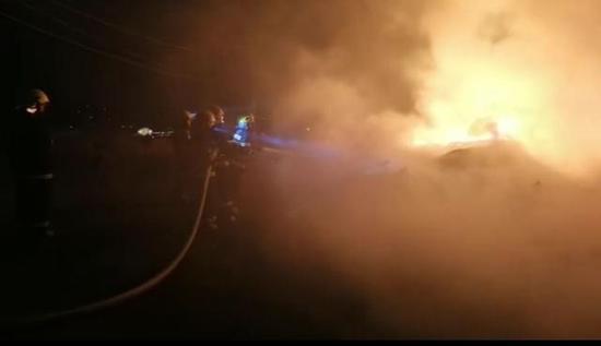 四川涼山大火再次發生，鑫淼硅膠廠與其心連心